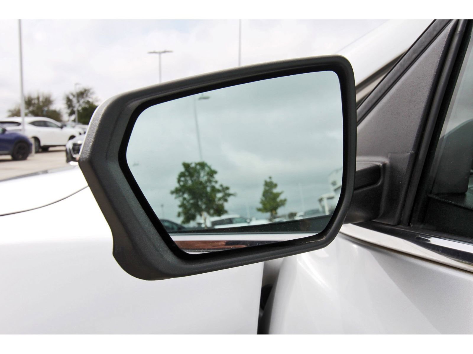 Used 2021 Chevrolet Equinox LT image 10