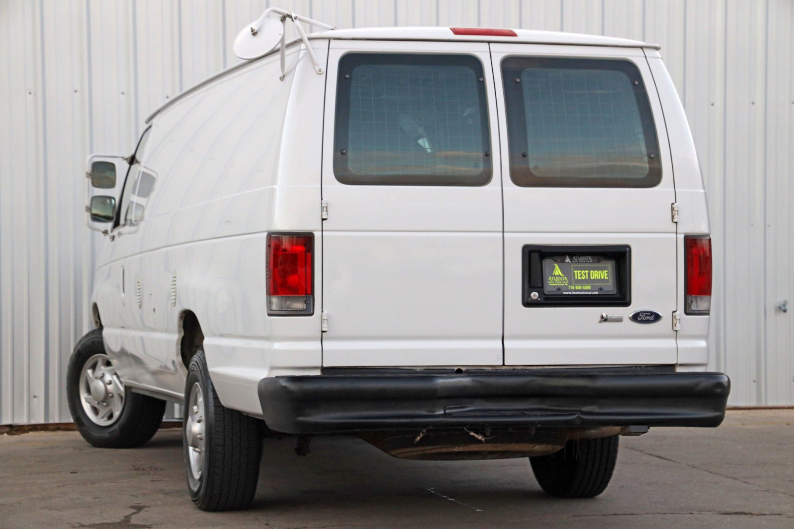 Used 2010 Ford E-350 and Econoline 350 Extended Super Duty image 5