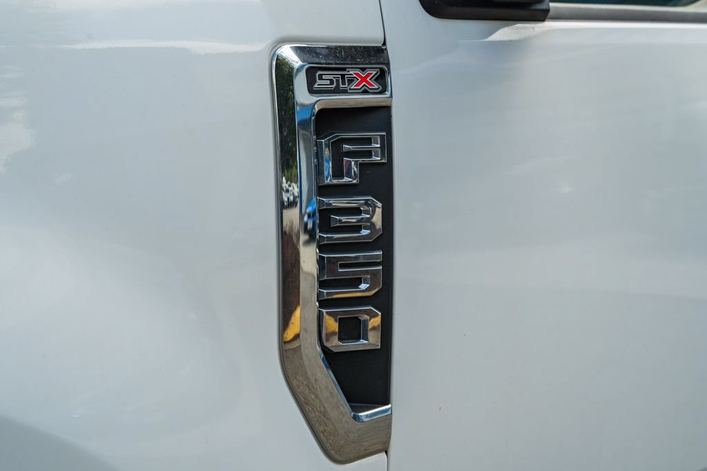 Used 2019 Ford F350 XL w/ STX Appearance Package AWD/4WD image 9