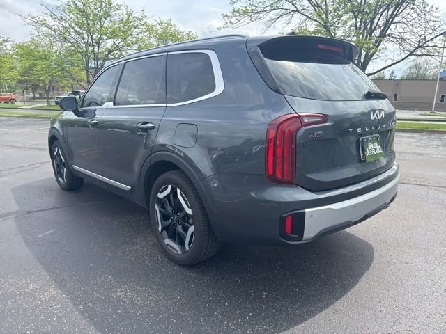Used 2023 Kia Telluride S w/ S Sunroof Package image 5