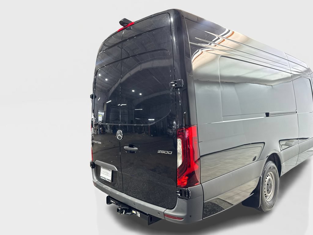 Used 2024 Mercedes-Benz Sprinter 2500 image 17