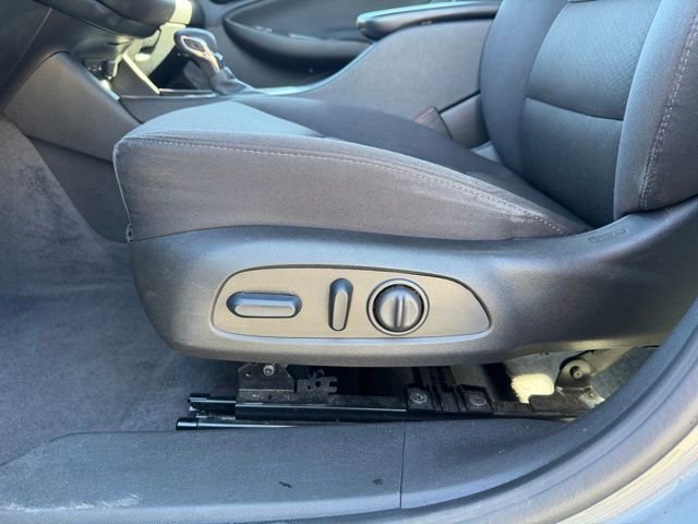 Used 2023 Chevrolet Malibu LT image 9