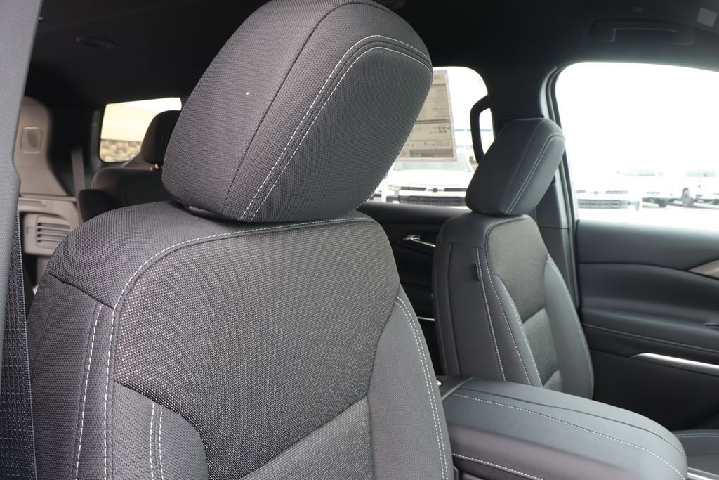 New 2026 Chevrolet Traverse LT w/ Driver Confidence Package FWD image 43