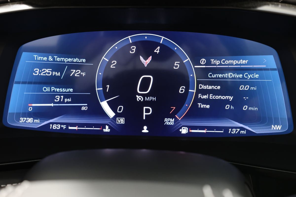 Used 2025 Chevrolet Corvette Stingray Premium Conv w/ Z51 Performance Package RWD image 30