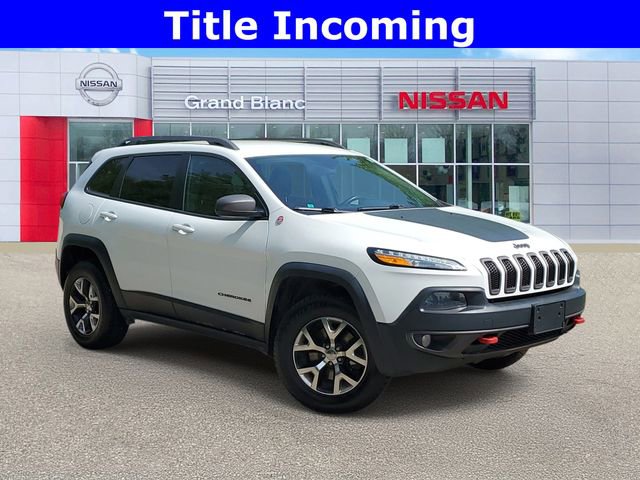 Used 2016 Jeep Cherokee Trailhawk AWD/4WD image 1