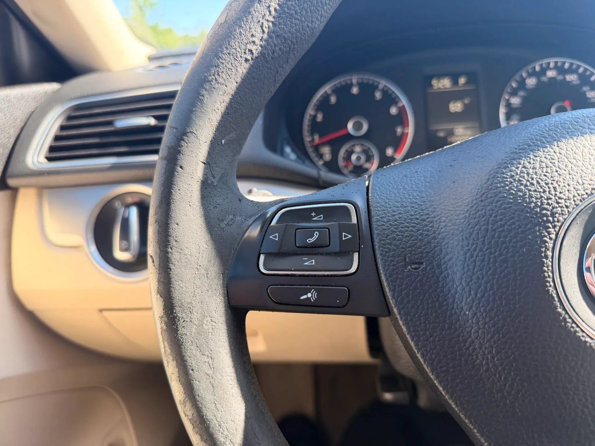 Used 2013 Volkswagen Passat 2.5 S FWD image 14