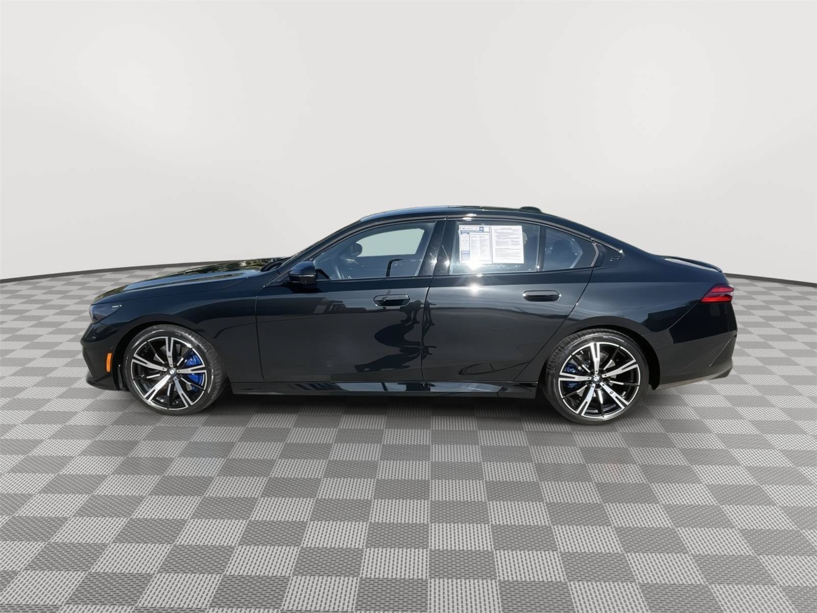 Used 2026 BMW 540i xDrive w/ M Sport Package AWD/4WD image 10