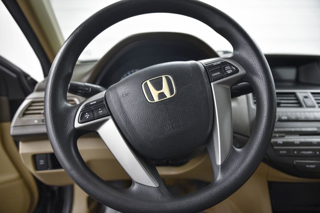 Used 2010 Honda Accord LX-P image 18