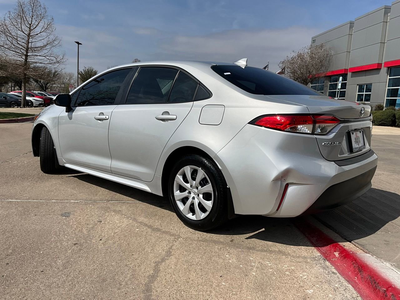Used 2024 Toyota Corolla LE image 8