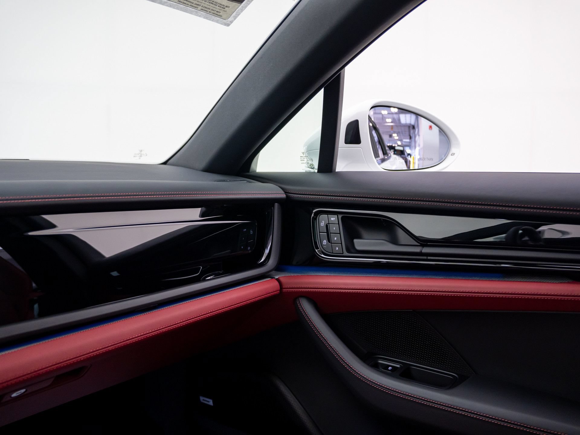 New 2026 Porsche Panamera 4 AWD/4WD image 31