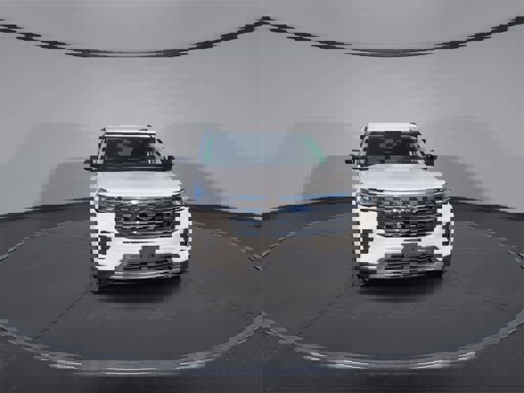 New 2026 Ford Explorer Active image 3