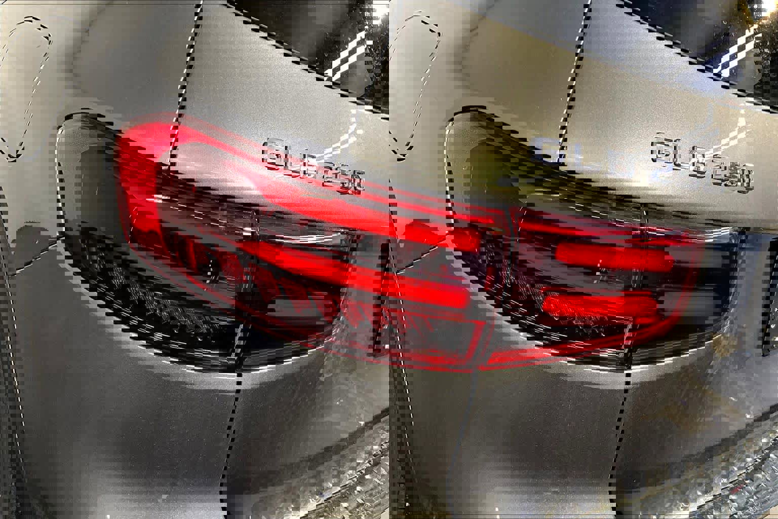 New 2026 Mercedes-Benz GLB 250 4MATIC image 5