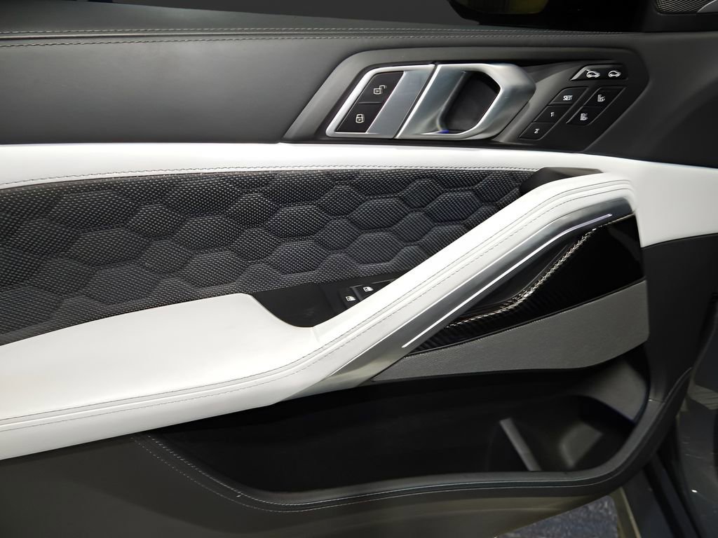 Used 2023 BMW X6 M w/ Competition Package image 12