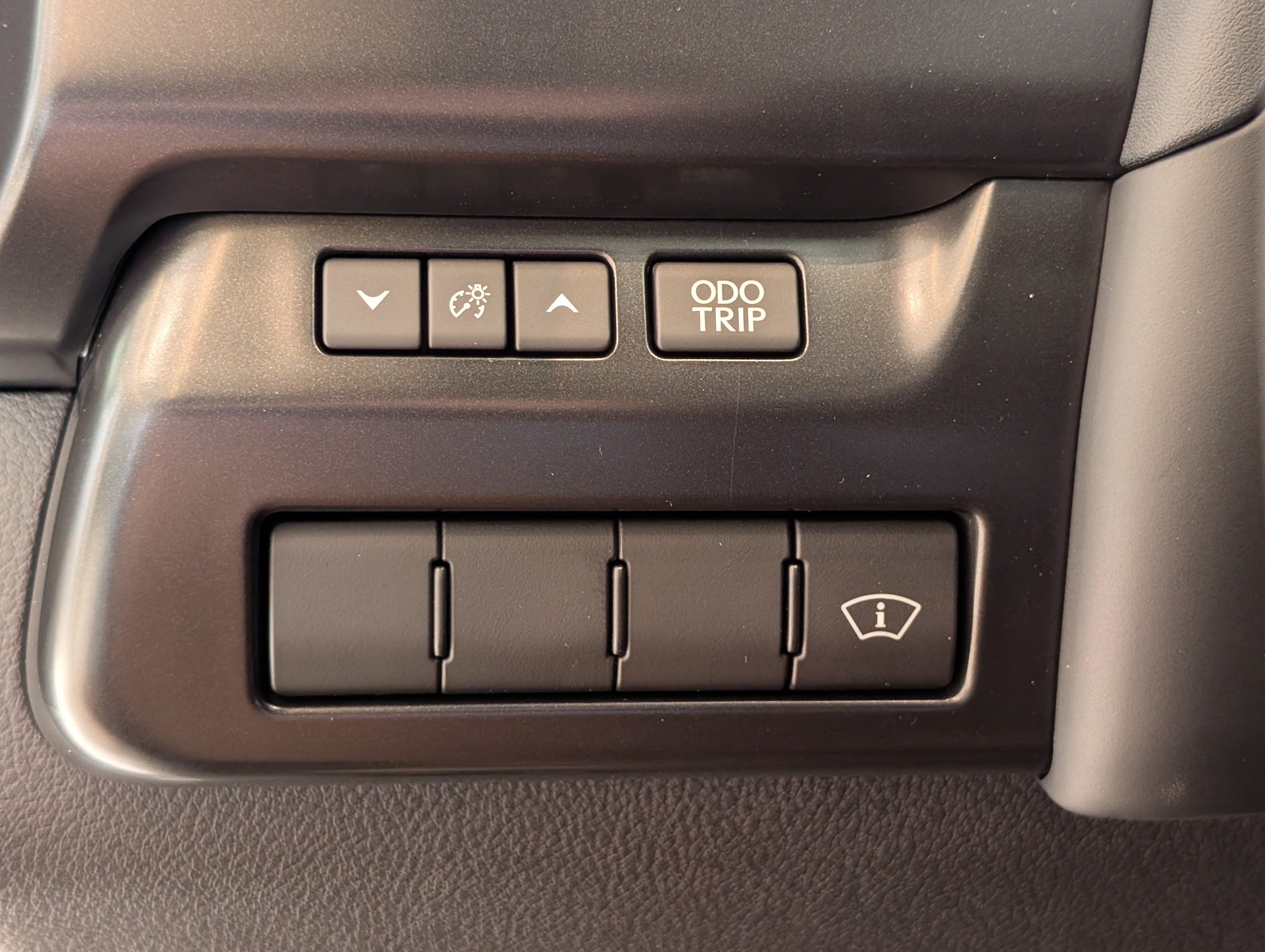 New 2026 Lexus UX 300h AWD image 18