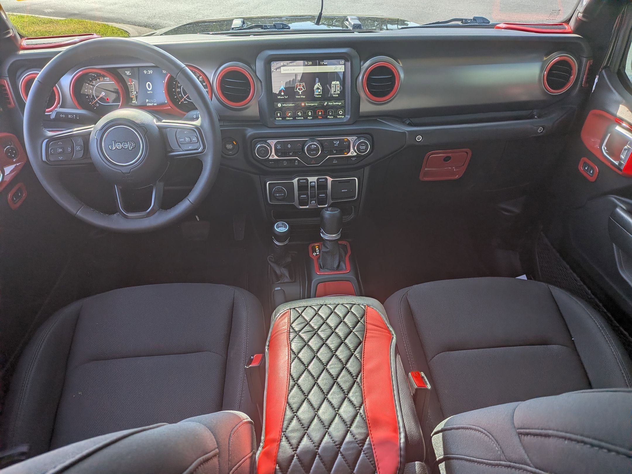 Used 2023 Jeep Gladiator Willys AWD/4WD image 26