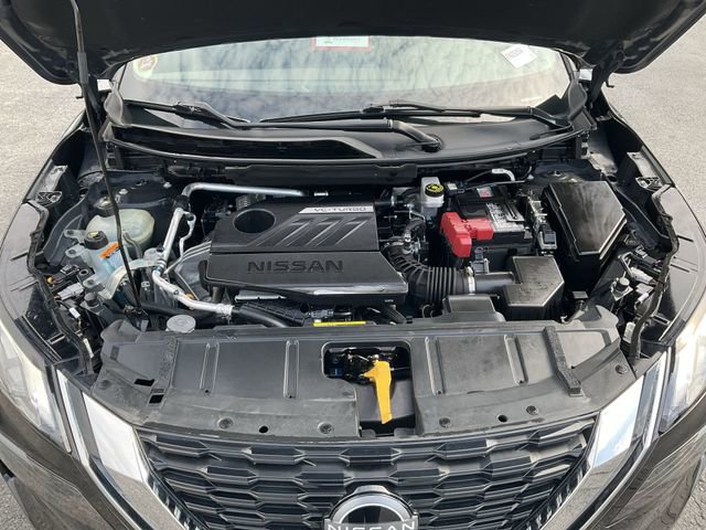 Used 2023 Nissan Rogue S image 33