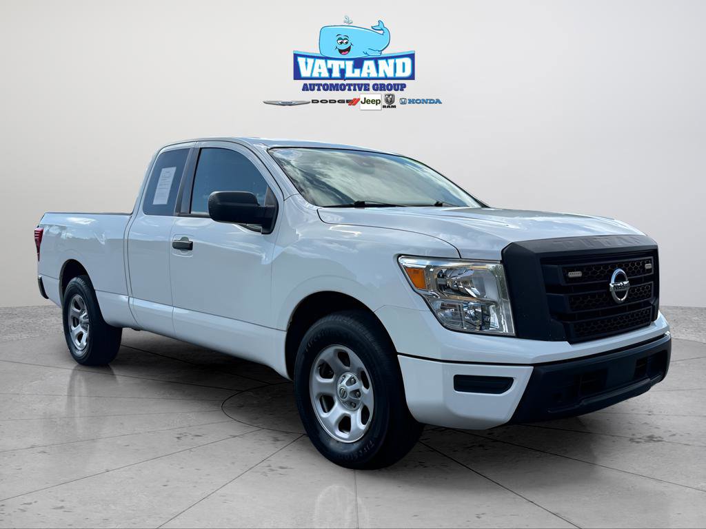Used 2022 Nissan Titan S image 22