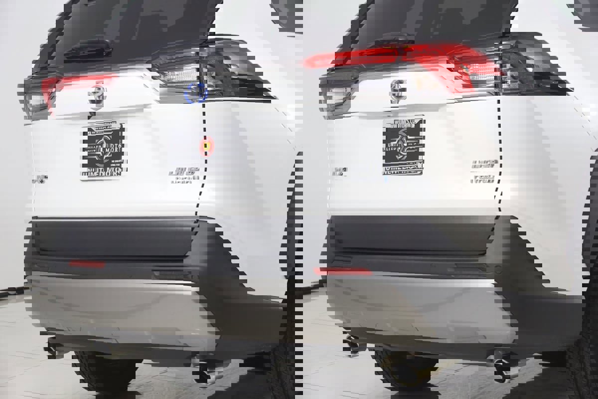 Used 2024 Toyota RAV4 Limited image 38