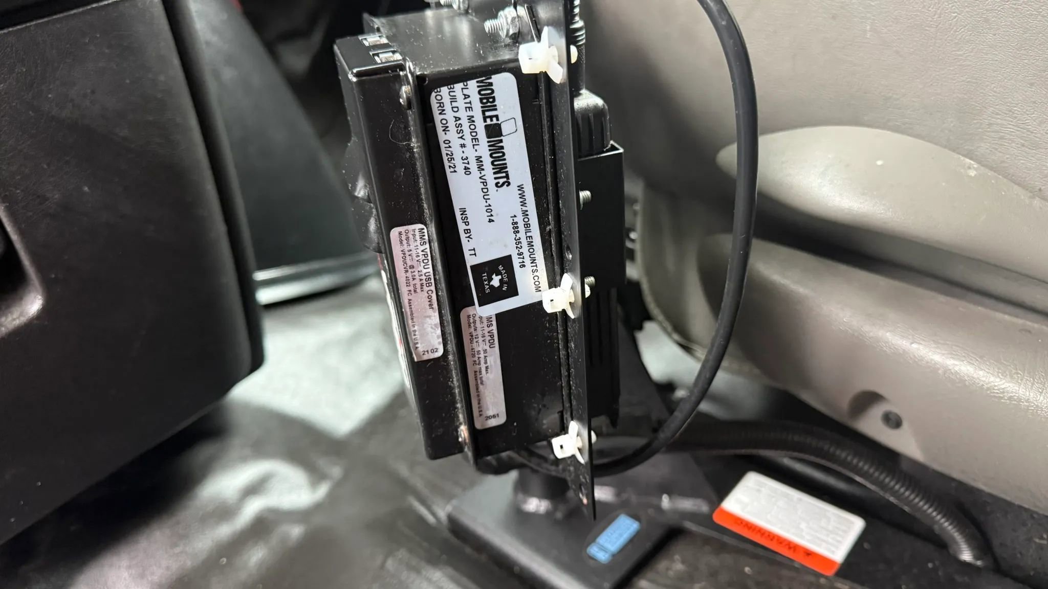 Used 2021 Chevrolet Express 2500 image 26