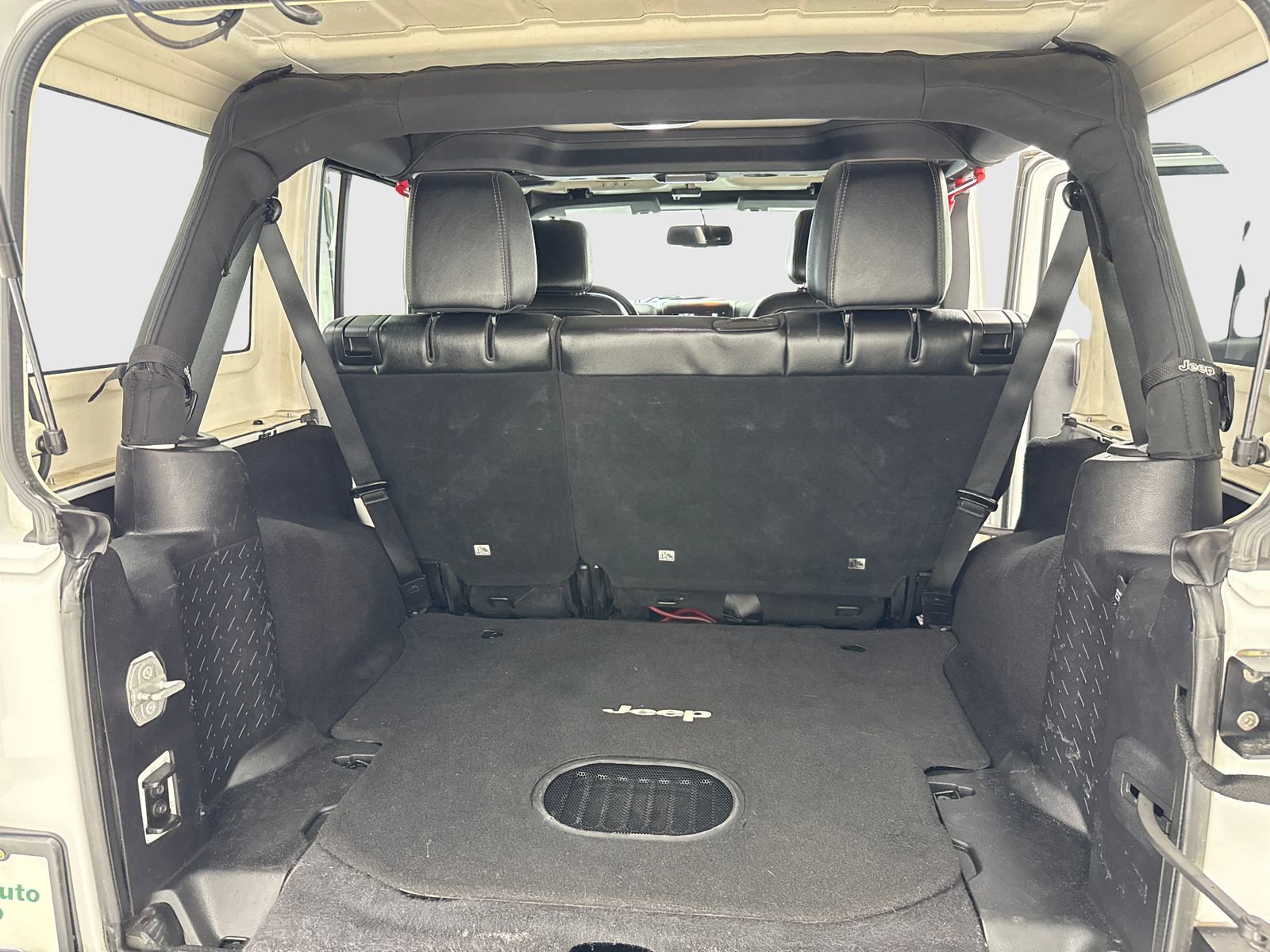 Used 2016 Jeep Wrangler Unlimited Sahara image 45