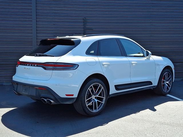 Certified 2022 Porsche Macan S AWD/4WD image 7