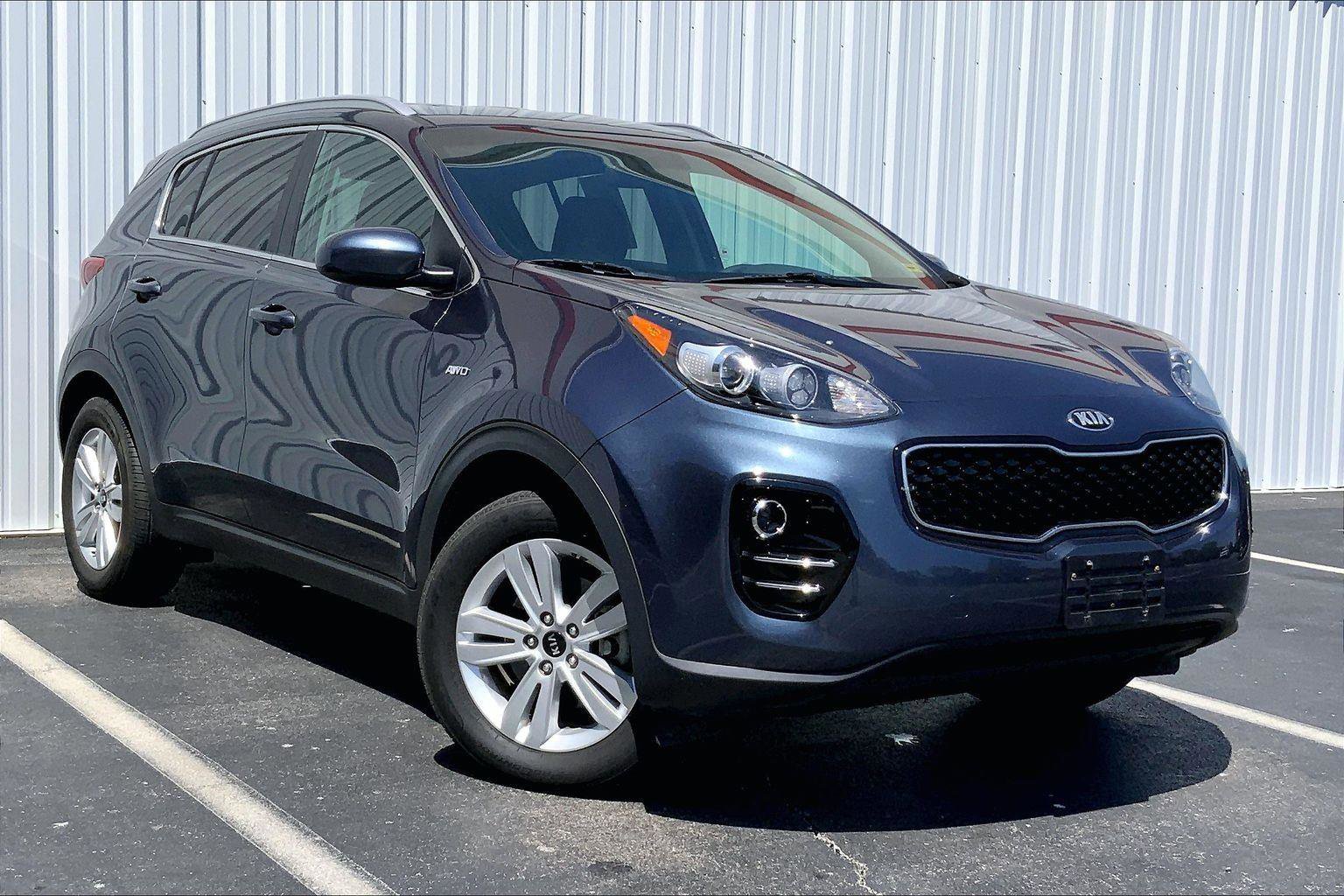 Used 2019 Kia Sportage LX w/ LX Popular Package AWD/4WD image 2