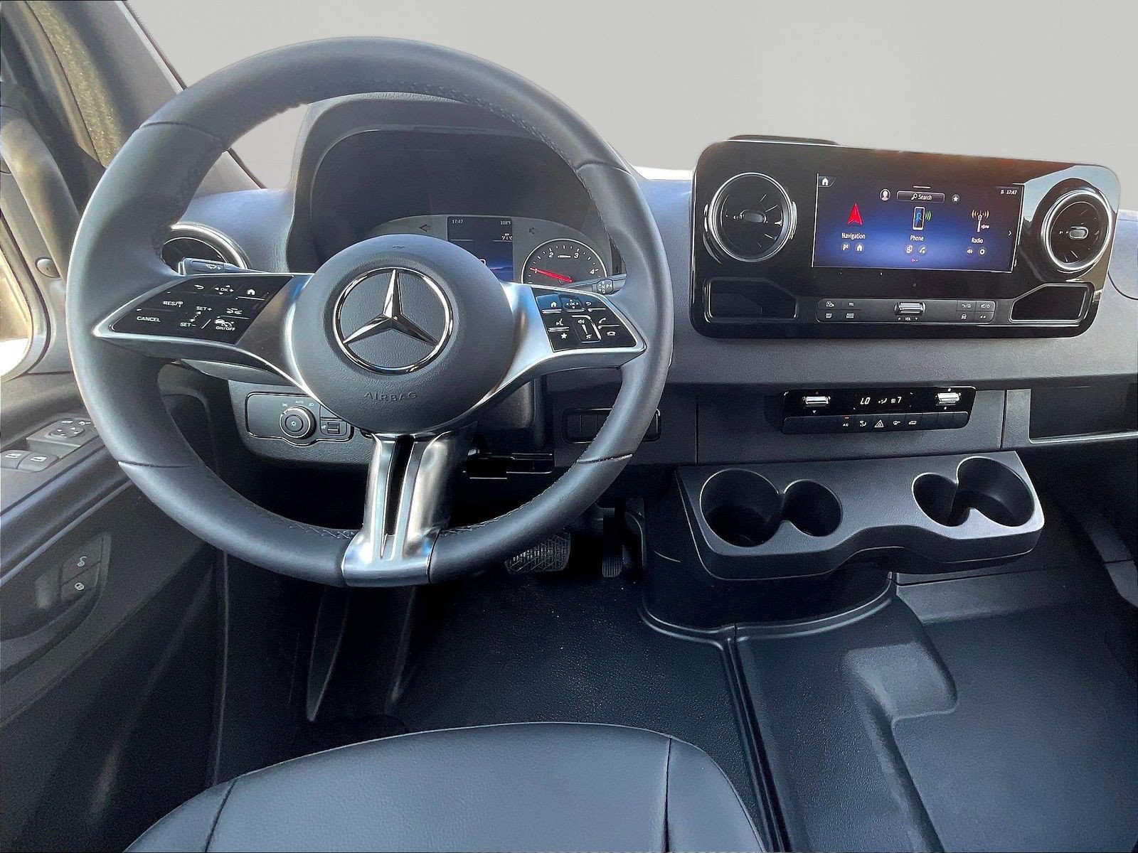 New 2025 Mercedes-Benz Sprinter 2500 image 8