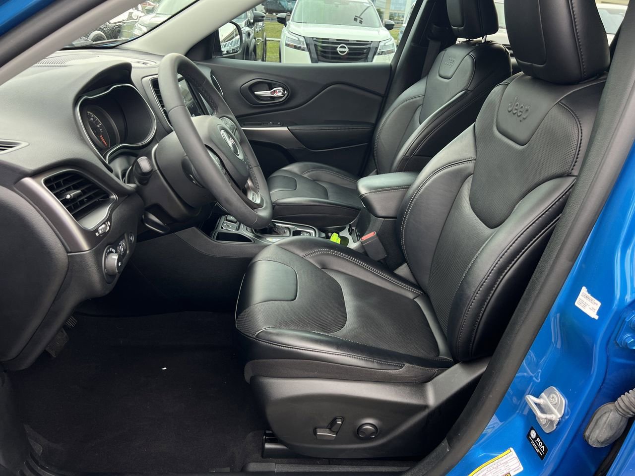 Used 2022 Jeep Cherokee Latitude Lux FWD image 20