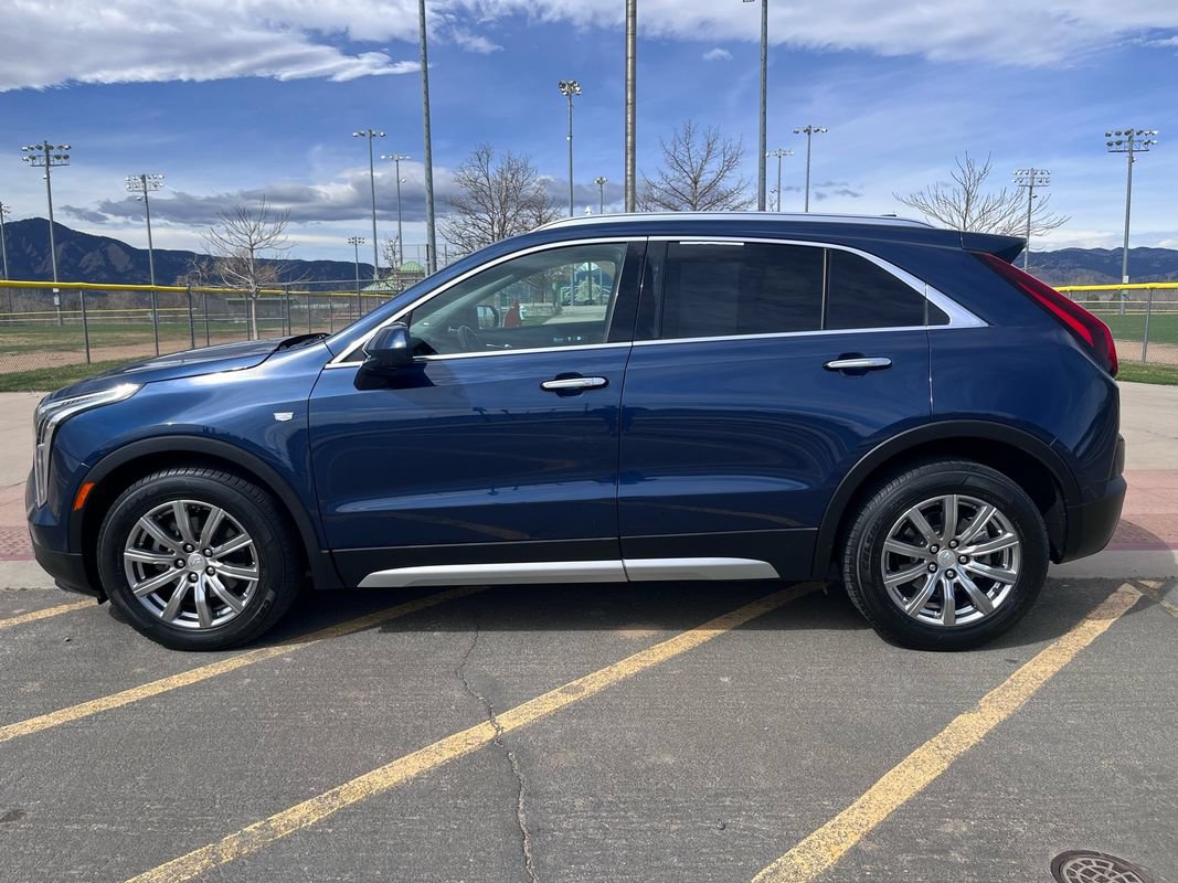 Used 2019 Cadillac XT4 Premium Luxury AWD/4WD image 7