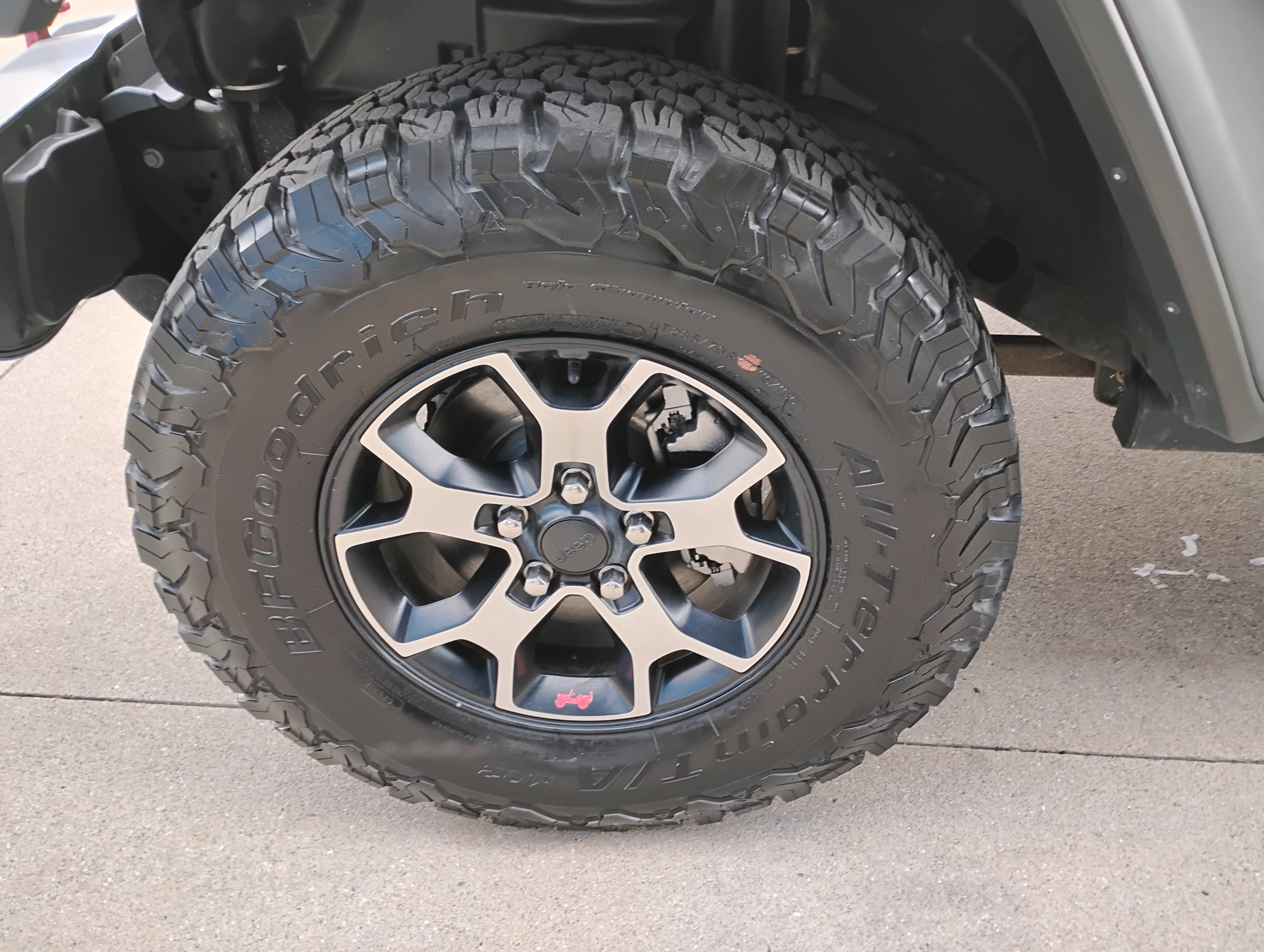 Used 2018 Jeep Wrangler Unlimited Rubicon image 24