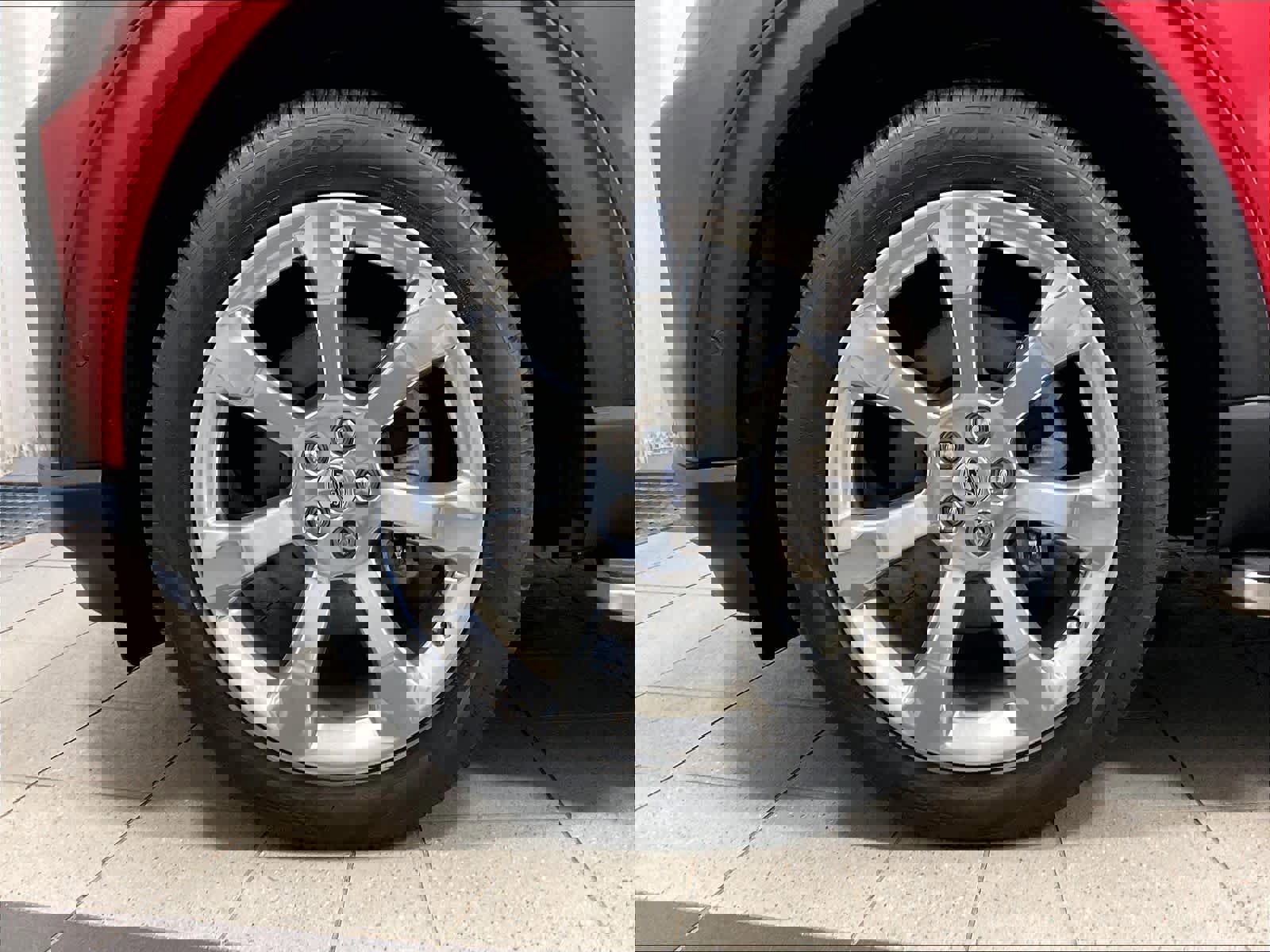 Used 2020 Ford Explorer Platinum w/ Premium Technology Package image 7