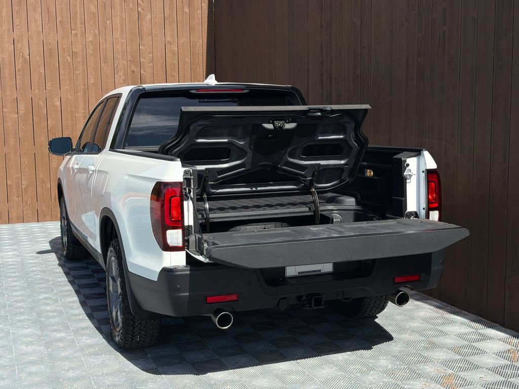 Used 2024 Honda Ridgeline TrailSport image 17