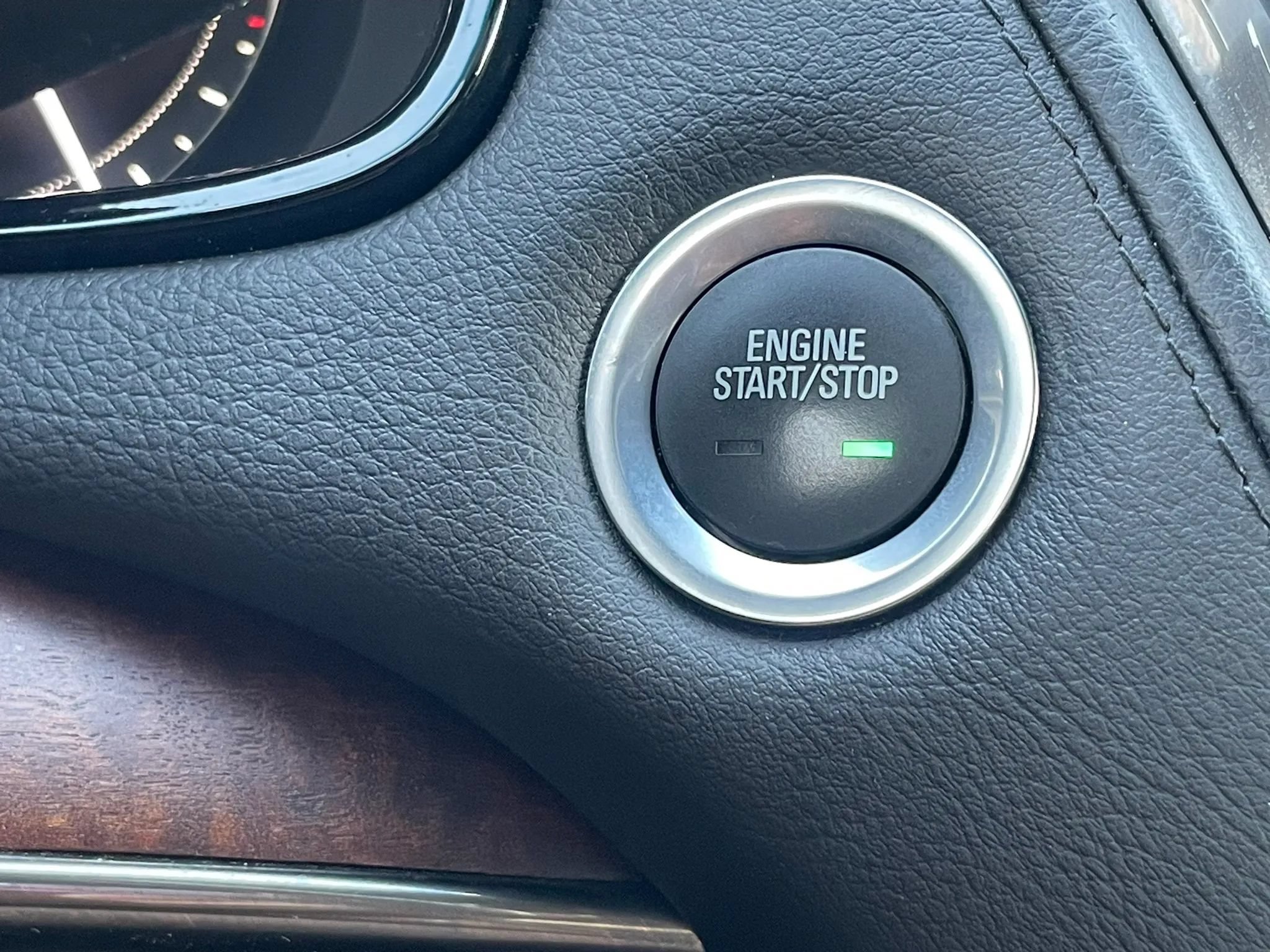 Used 2019 Cadillac CTS Luxury RWD image 31