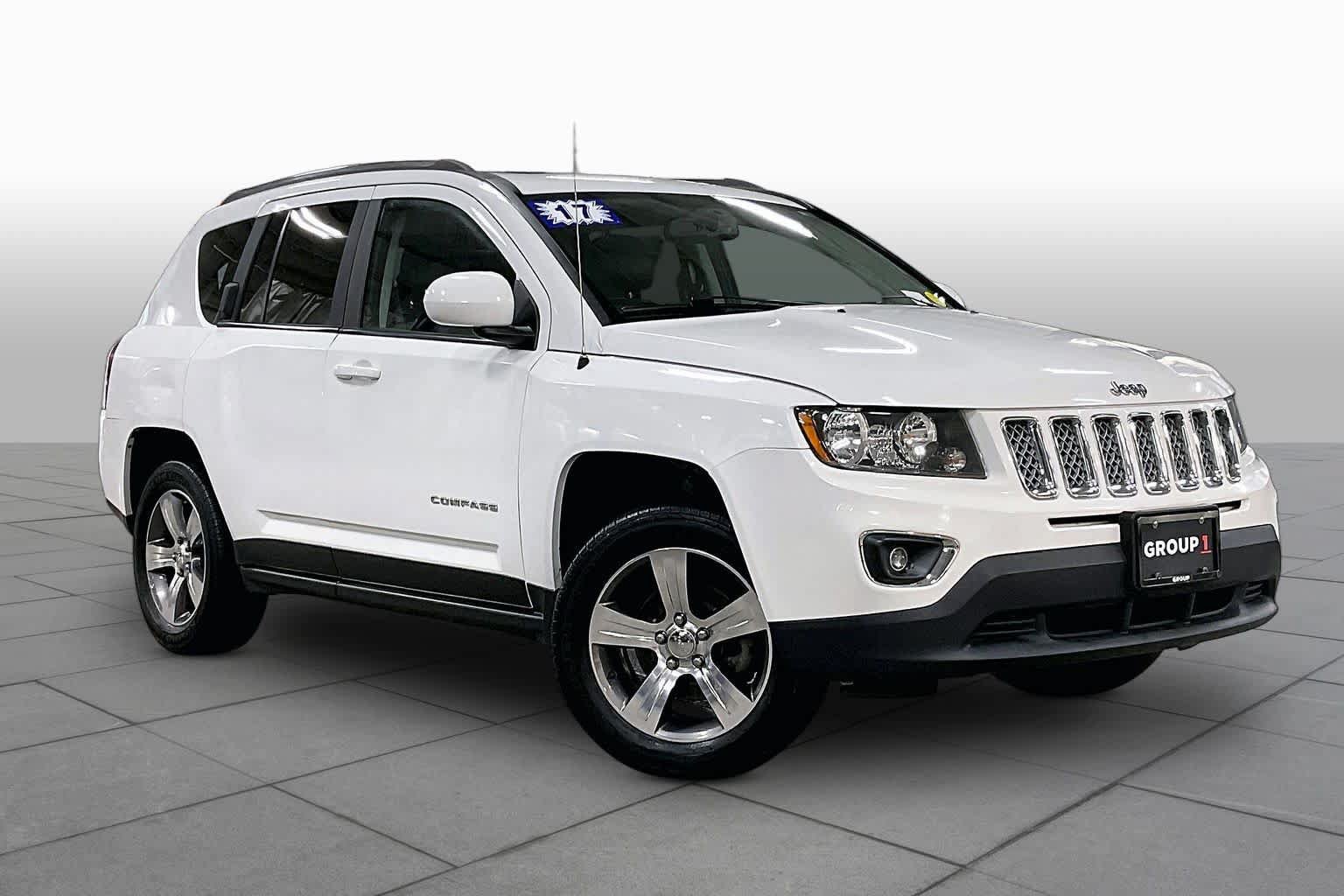 Used 2017 Jeep Compass High Altitude AWD/4WD image 3