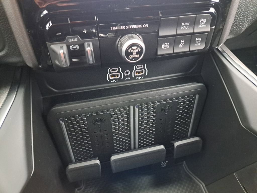 New 2026 RAM 2500 Big Horn AWD/4WD image 23