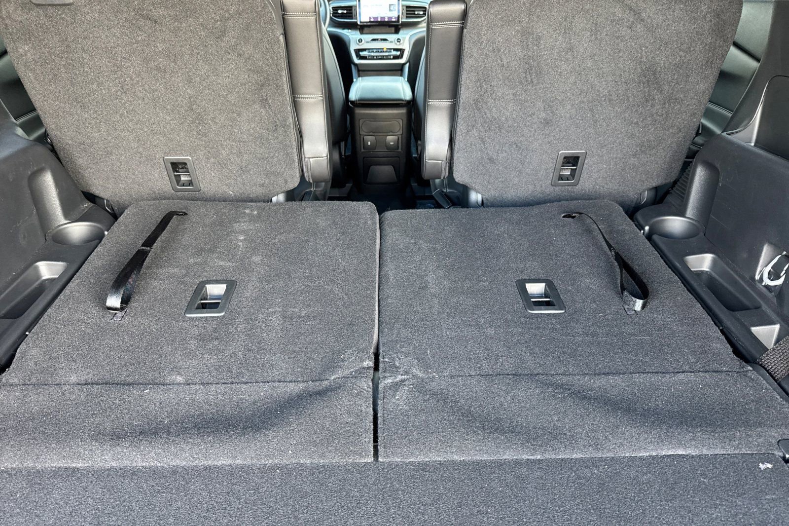 Used 2023 Ford Explorer XLT w/ Equipment Group 202A image 16