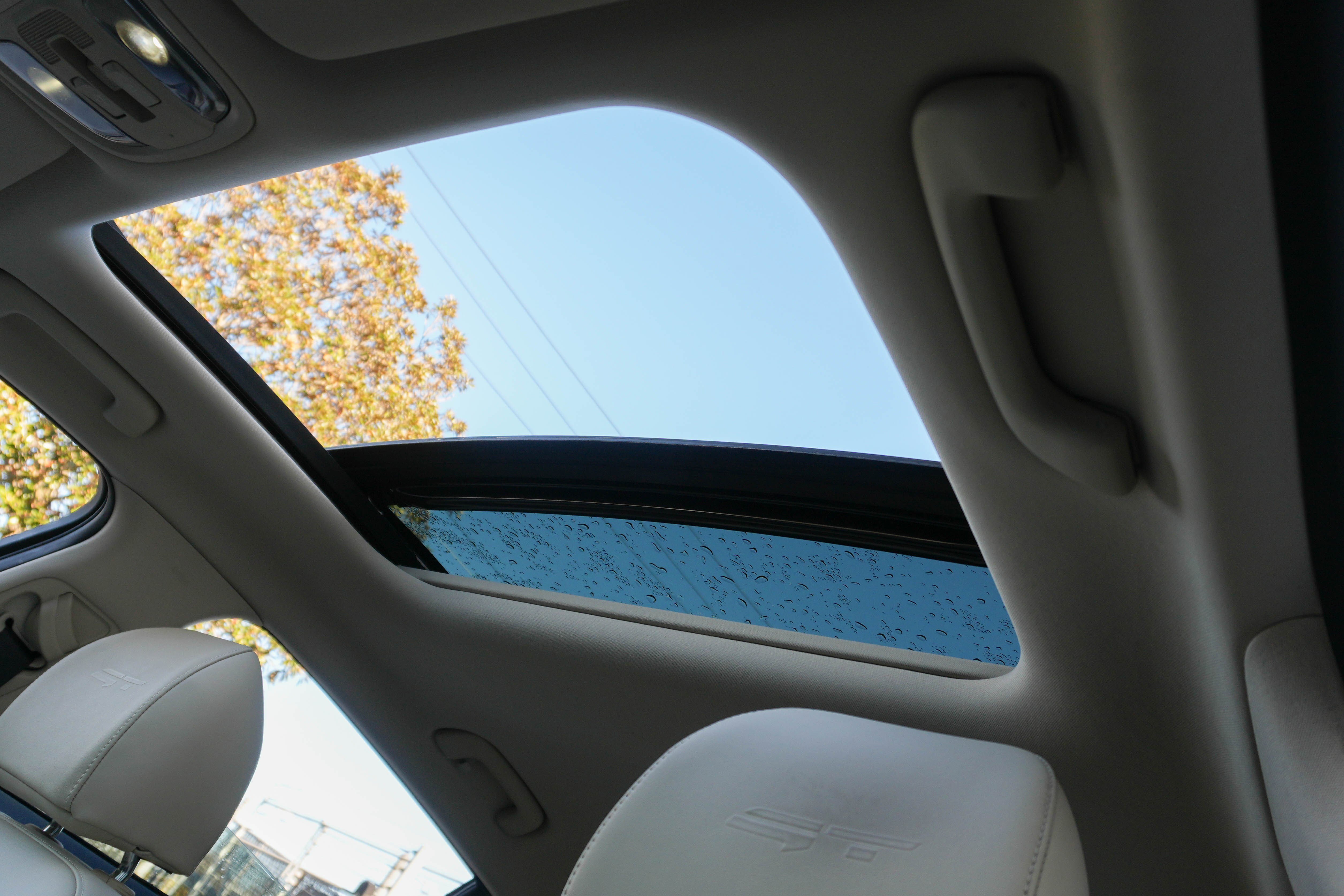 Used 2023 Kia Stinger GT2 image 13