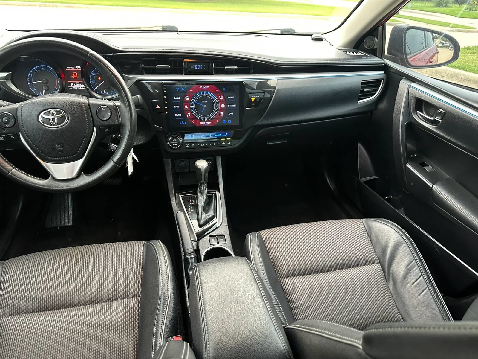 Used 2014 Toyota Corolla S FWD image 16