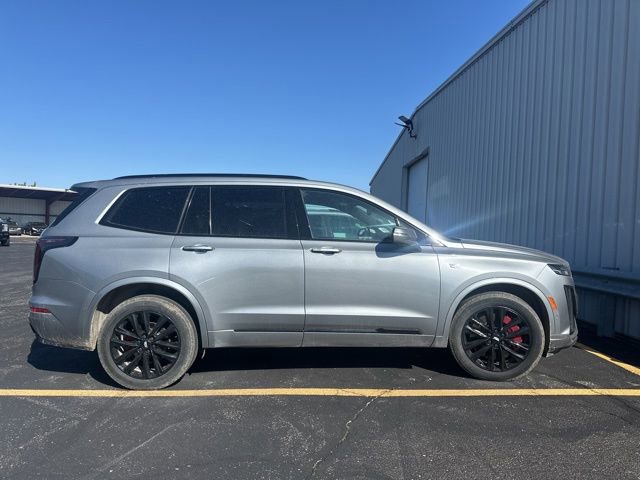 Used 2024 Cadillac XT6 Sport w/ LPO, Onyx Lite Package AWD/4WD image 6