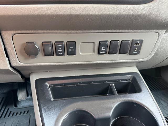 Used 2016 Nissan NV 2500 SV w/ Technology Package RWD image 24