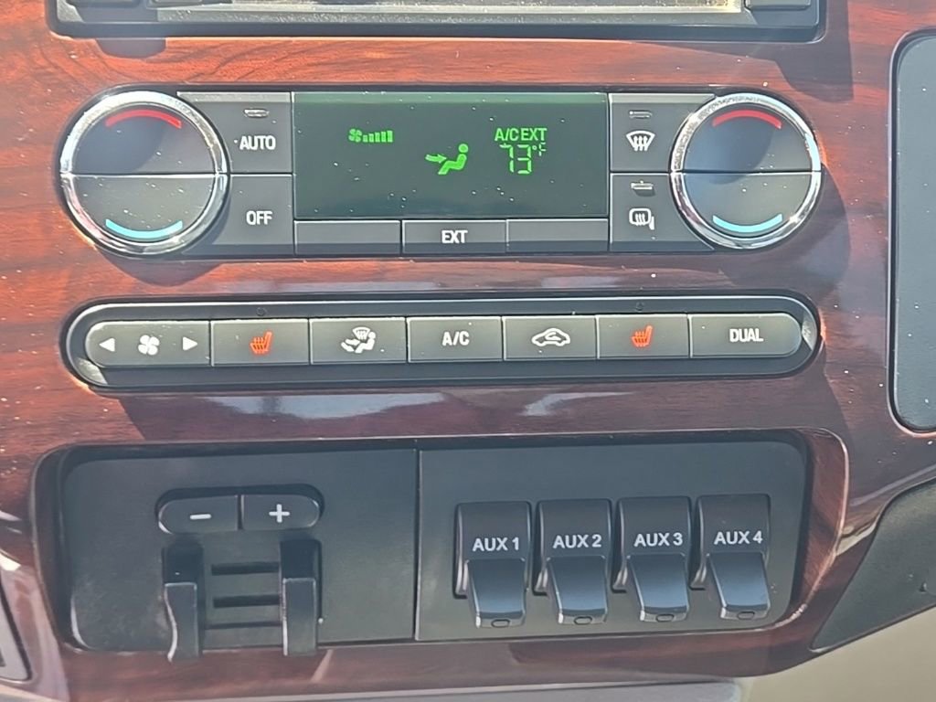 Used 2010 Ford F350 Lariat AWD/4WD image 24