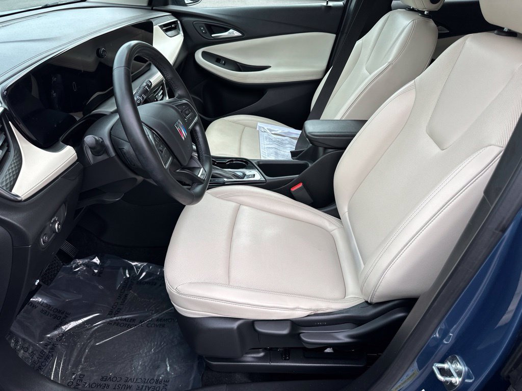 Used 2024 Buick Encore GX Sport Touring FWD image 15