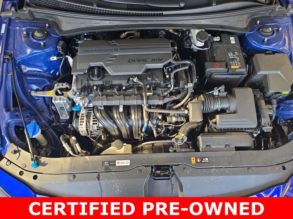 Certified 2025 Hyundai Elantra Sport image 30