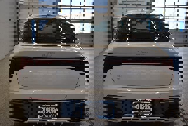 Used 2025 Kia K5 LXS image 11