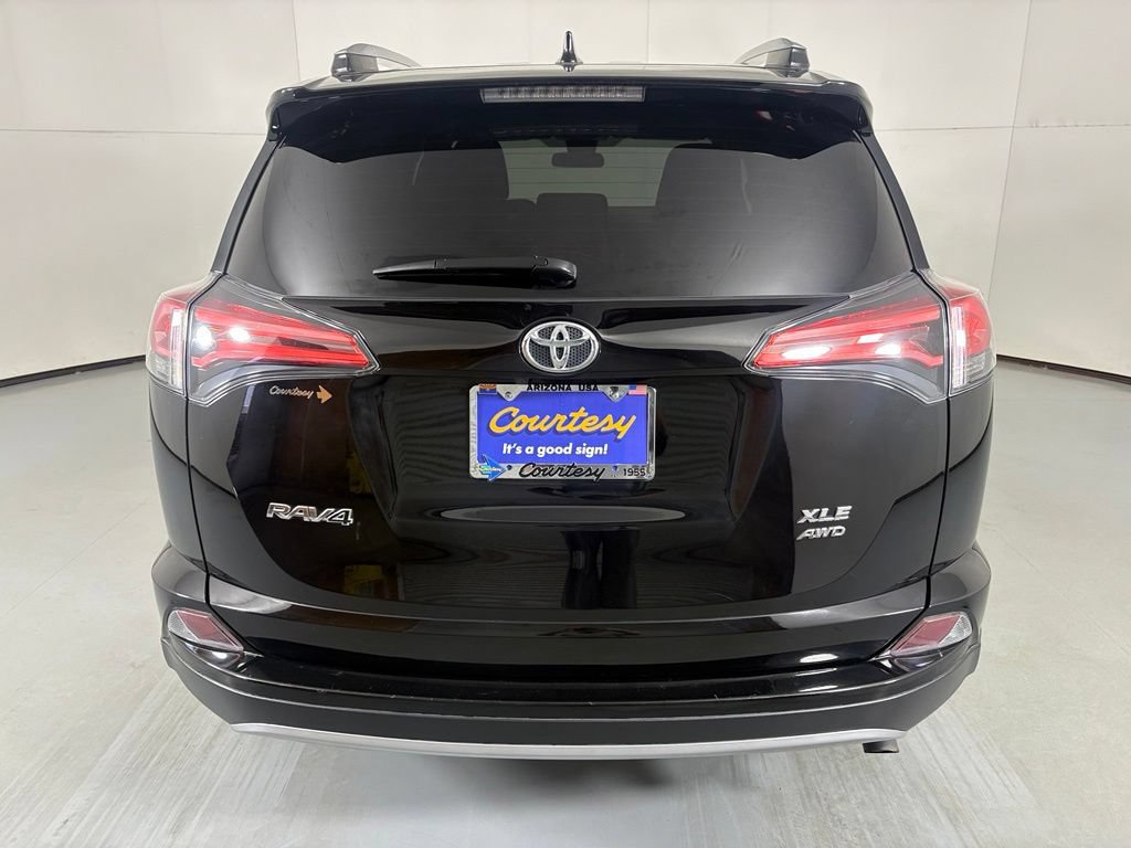 Used 2018 Toyota RAV4 XLE w/ Plus Extra Value Package AWD/4WD image 7