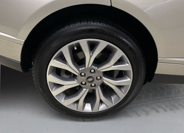 Used 2018 Land Rover Range Rover Supercharged AWD/4WD image 18