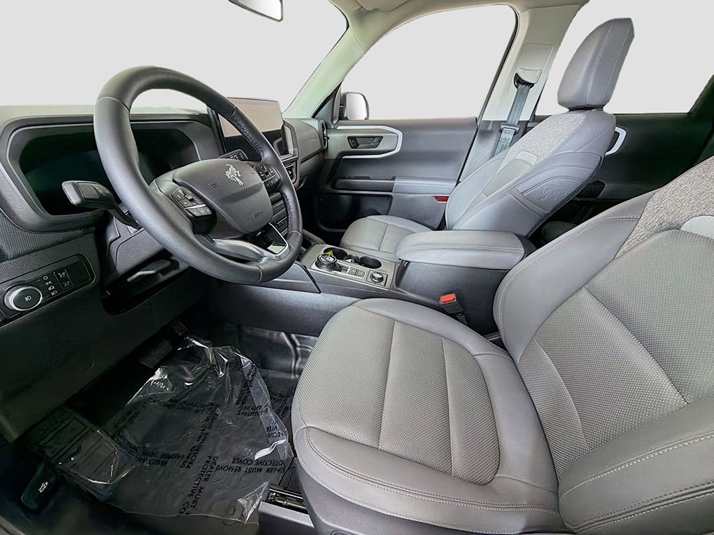 Used 2025 Ford Bronco Sport Badlands image 19