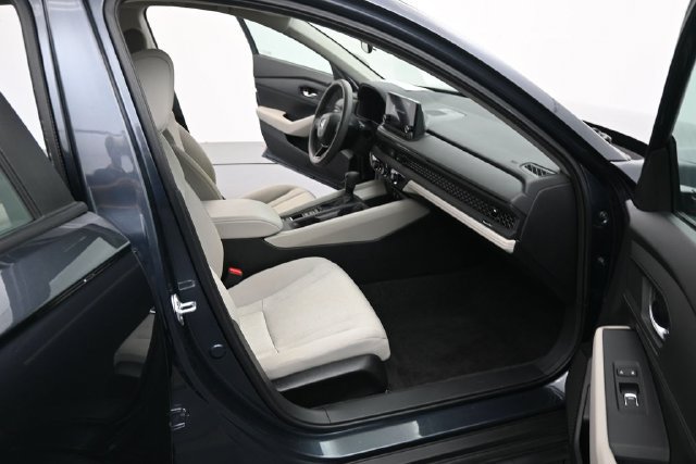 Used 2023 Honda Accord LX image 16