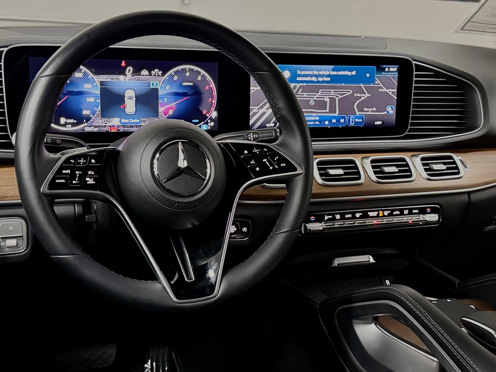 Used 2025 Mercedes-Benz GLE 450 4MATIC image 37