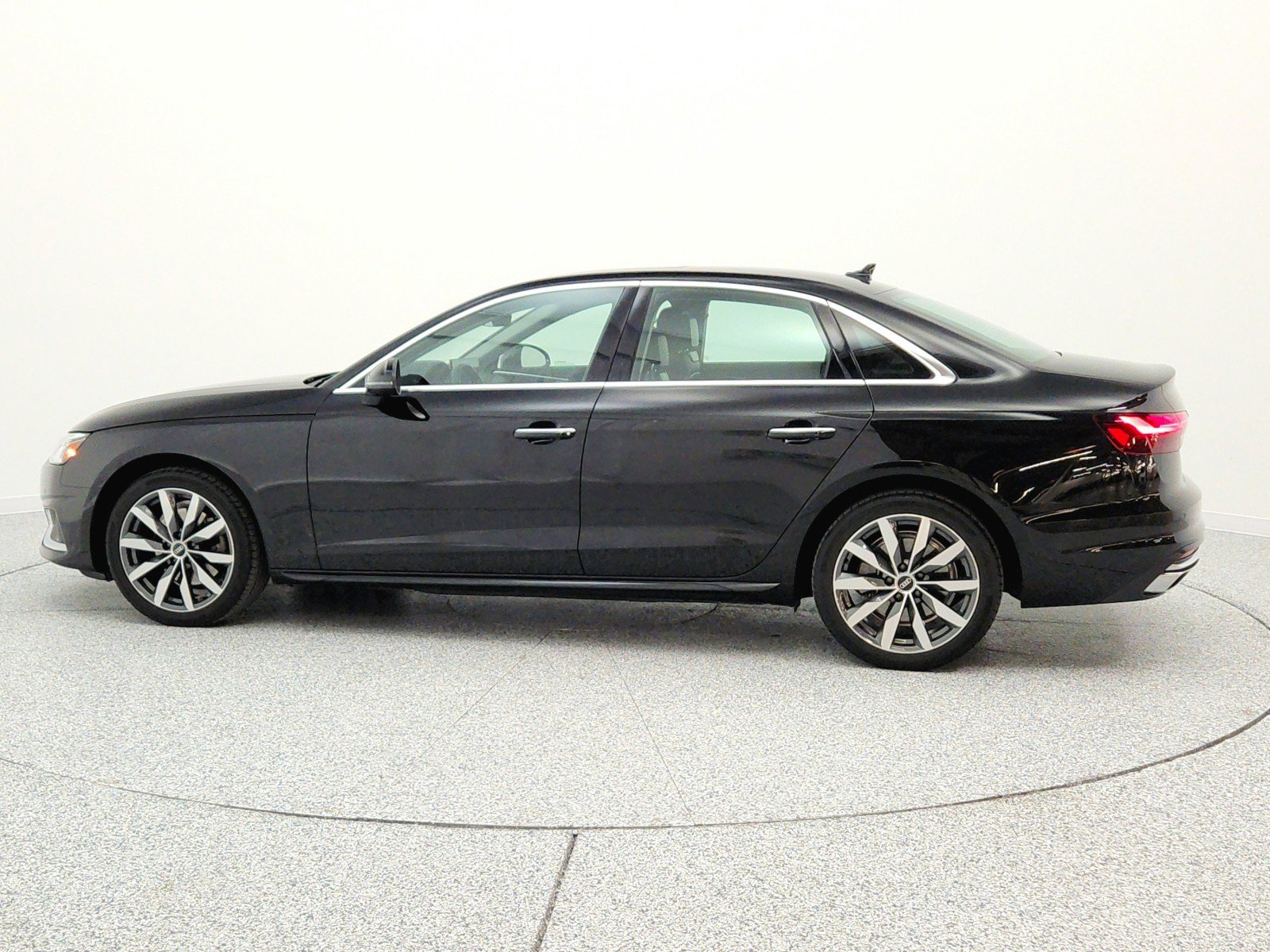 Used 2023 Audi A4 2.0T Premium w/ Convenience Package AWD/4WD image 8